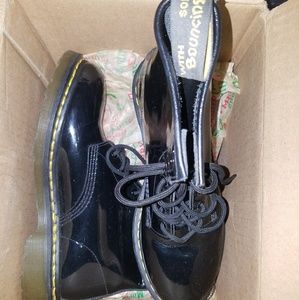 dr martens boots